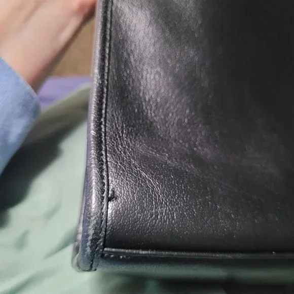 Wilson Black Professional Office Briefcase - Picture 7 of 8